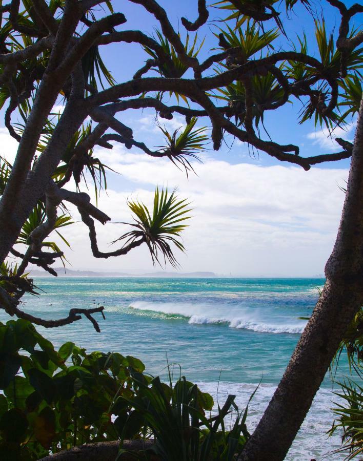 Rainbow Bay Beachhouse Coolangatta Exteriör bild
