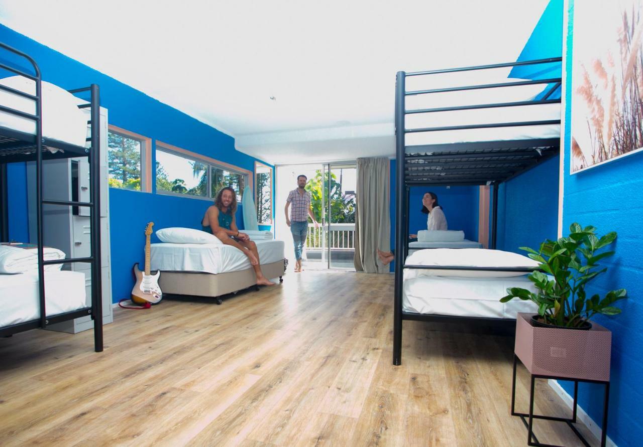 Rainbow Bay Beachhouse Coolangatta Exteriör bild